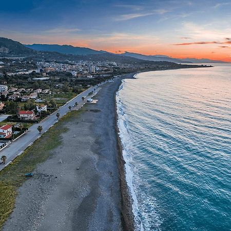 Gali Holidays Casa Vacanze Acquedolci Εξωτερικό φωτογραφία