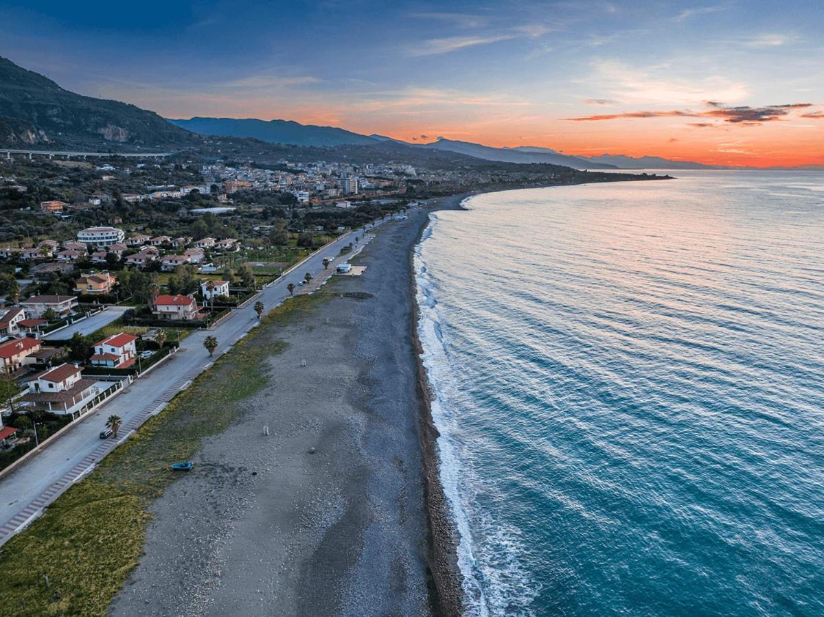 Gali Holidays Casa Vacanze Acquedolci Εξωτερικό φωτογραφία